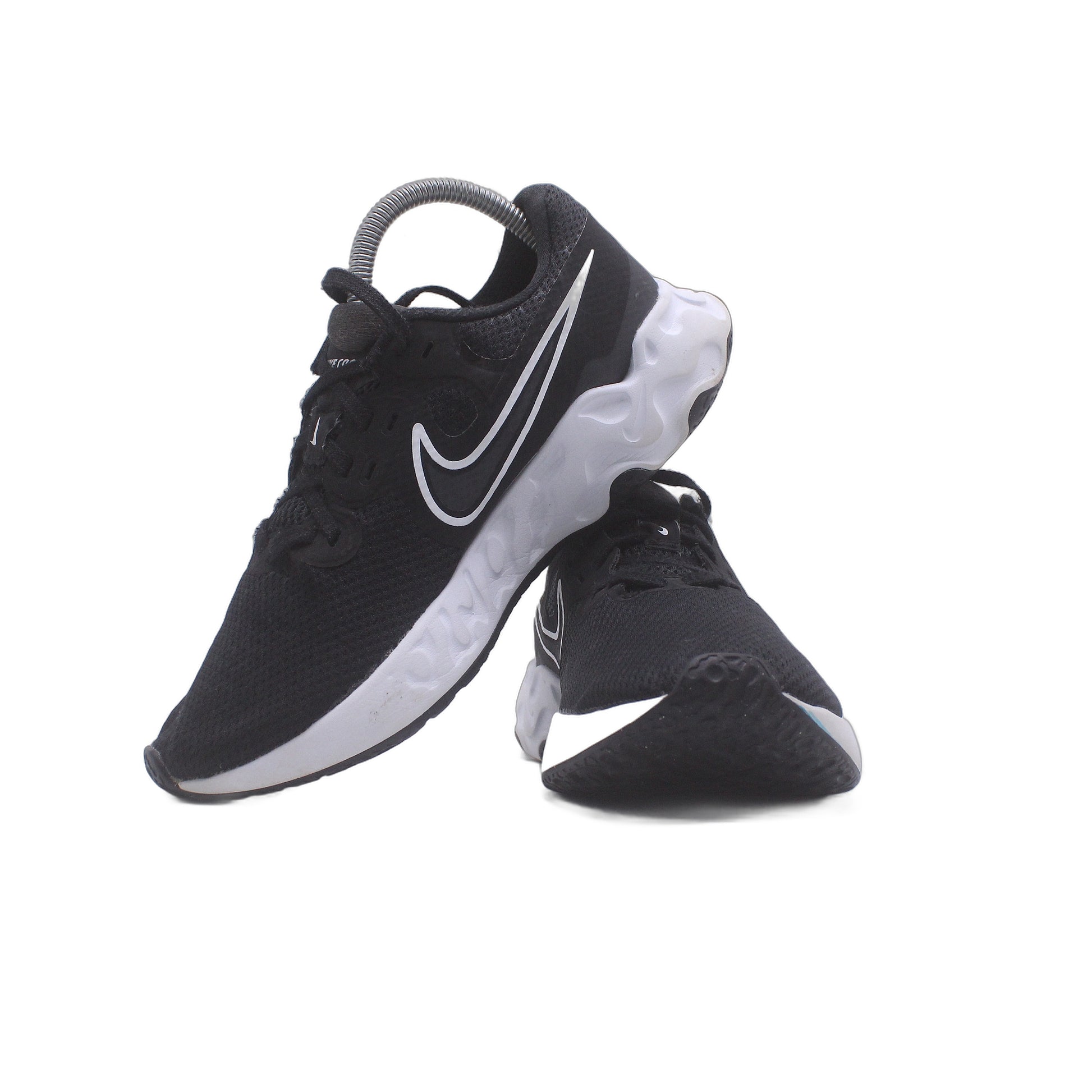 NIKE RENEW RIDE BLACK WHITE RUNNING CASUAL SNEAKER – SWAG KICKS