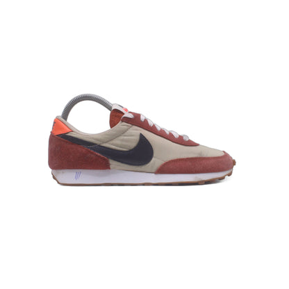 Nike Suede Sneaker