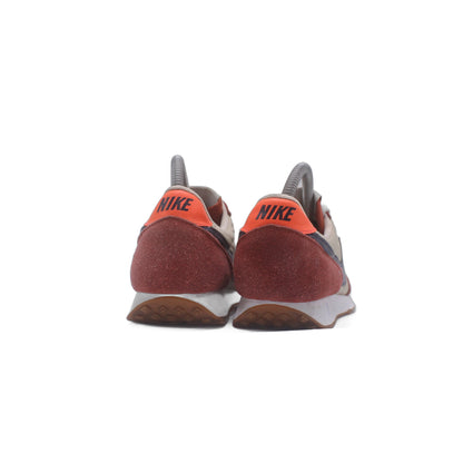 Nike Suede Sneaker