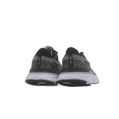 Nike React Infinity Run Flyknit 2 Sneaker