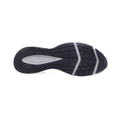 NEW BALANCE MX608v5 Sneaker