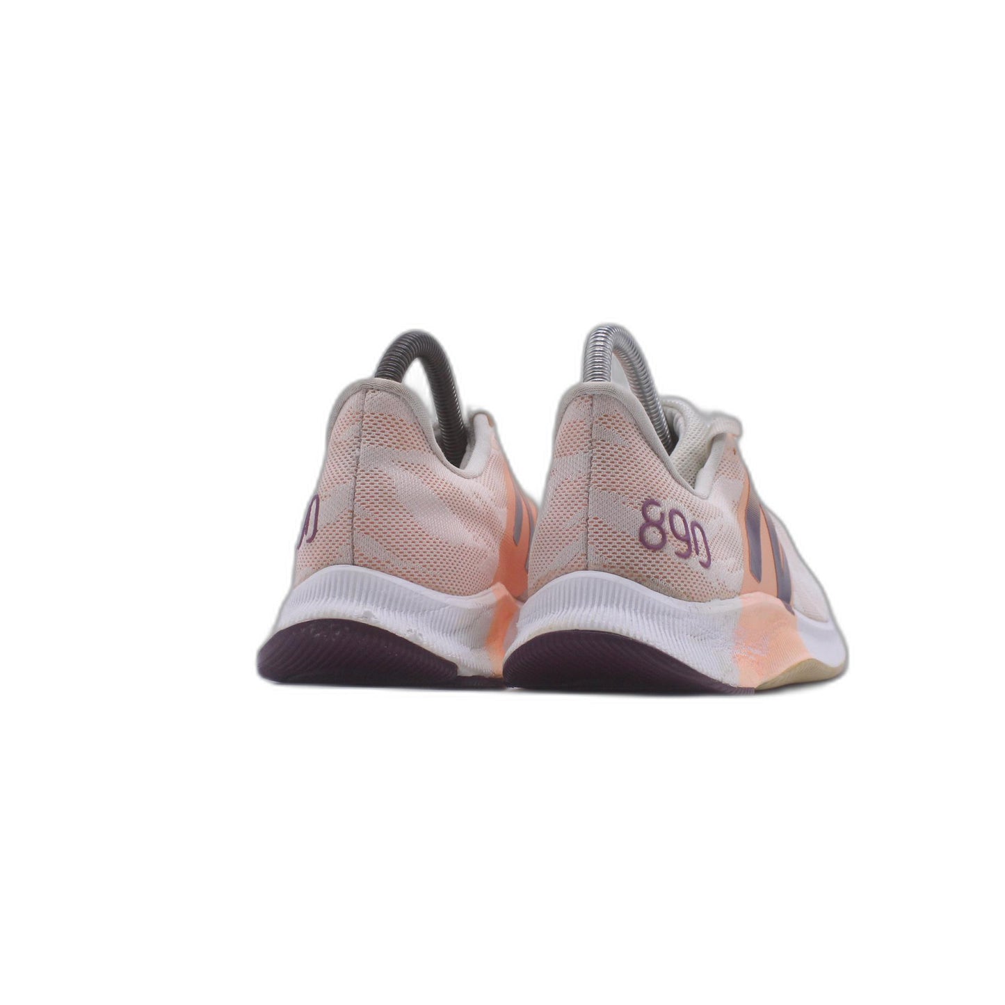 New Balance Women's FuelCell 890 V8 Runn Sneaker