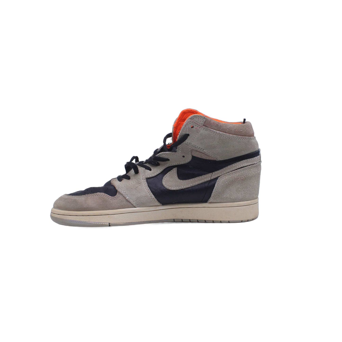 Nike Air Jordan 1 High OG Shoe