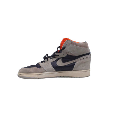 Nike Air Jordan 1 High OG Shoe