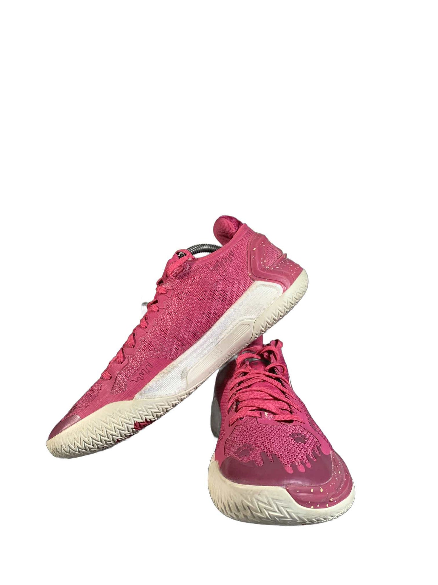 Li-Ning Liren 4 V2 Low "Strawberry Bear Sneaker