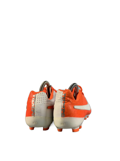 Nike Tiempo Football Cleat