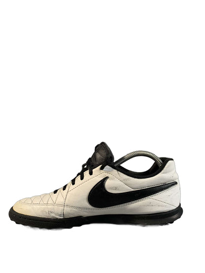 Nike Majestry TF artificial-turf football shoe