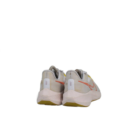 Nike Air Zoom Pegasus 39 Shoe