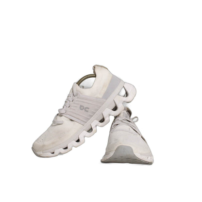 On Cloud Helium White Sneaker