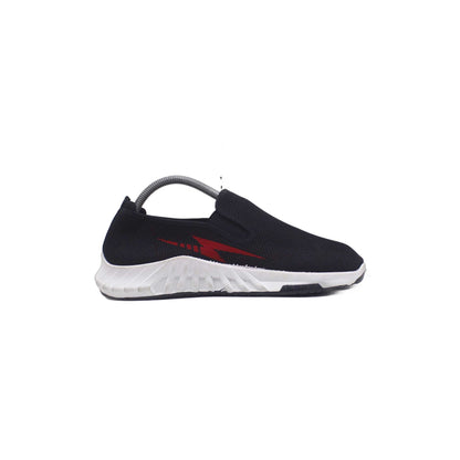X-touch Black Slip On