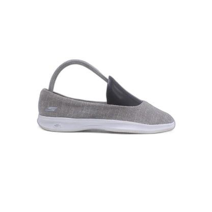 SKECHERS Gigs Max GO STEP LITE SLIP ON COMFORT SHOE