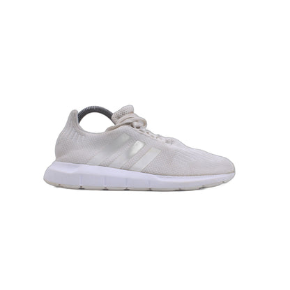 ADIDAS WOMEN'S SWIFT RUN SHOE