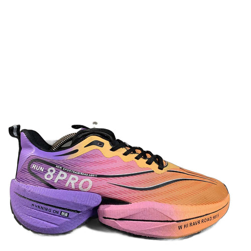 8Pro carbon-plate running shoe