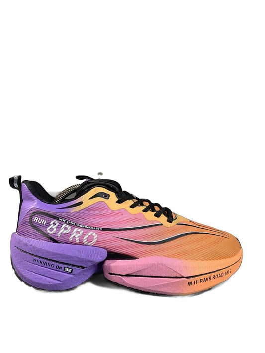 8Pro carbon-plate running shoe