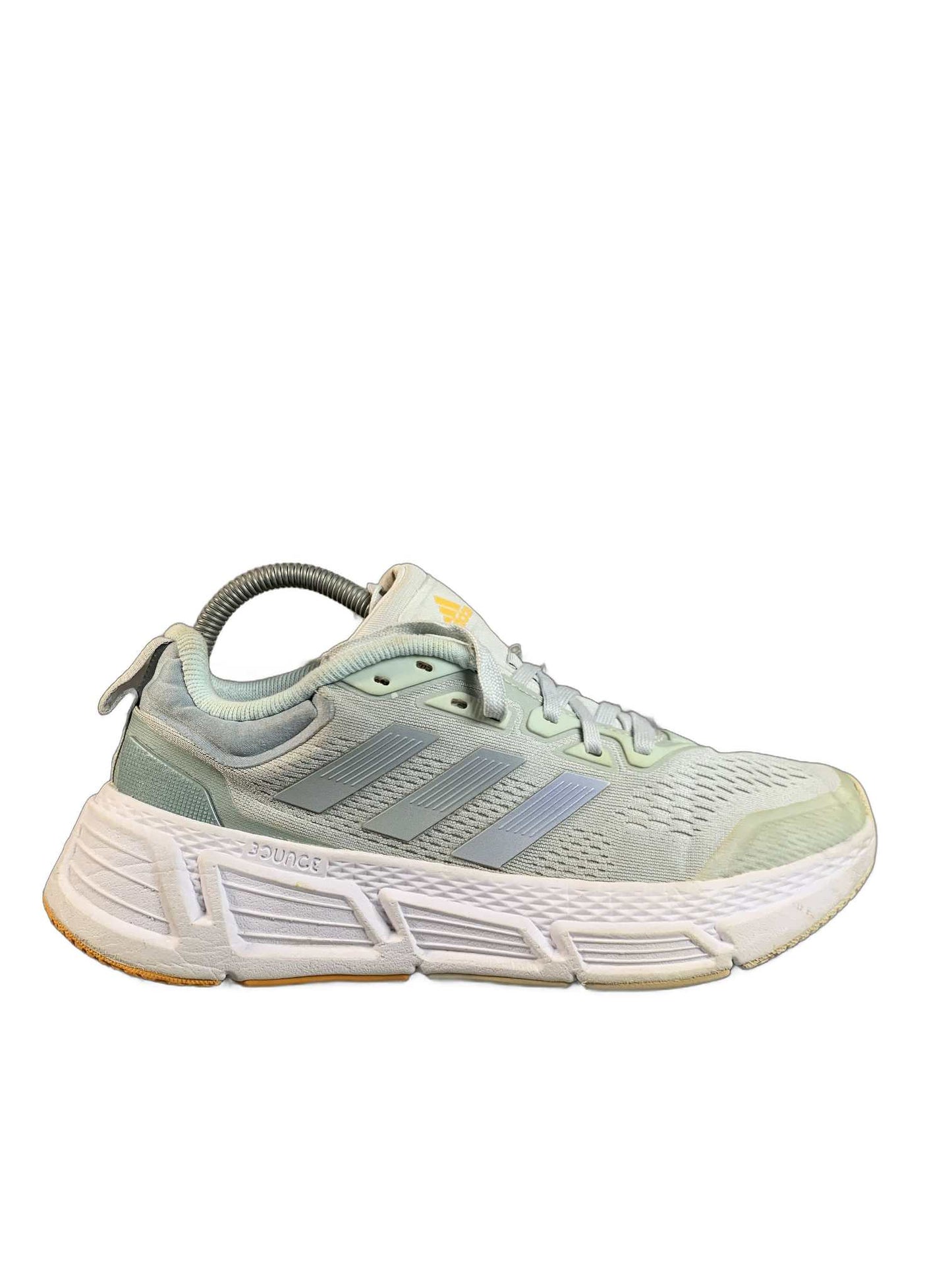 Adidas Questar Running shoe