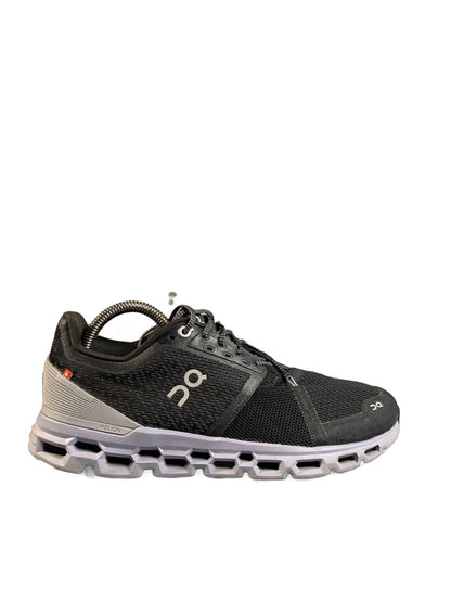 On Cloudstratus Sneaker