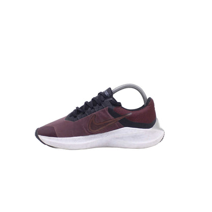 Nike Women's Zoom Winflo 8 Sneaker