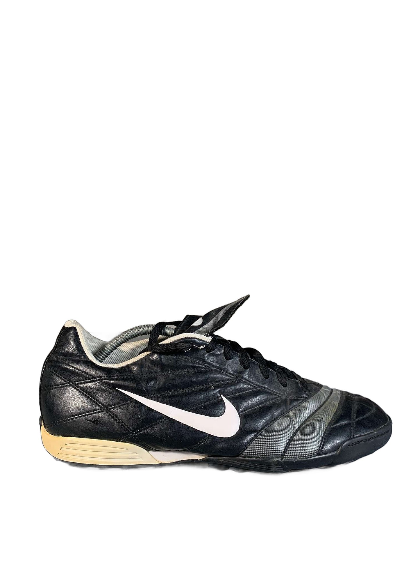 Nike Tiempo astro turf/futsal soccer shoe