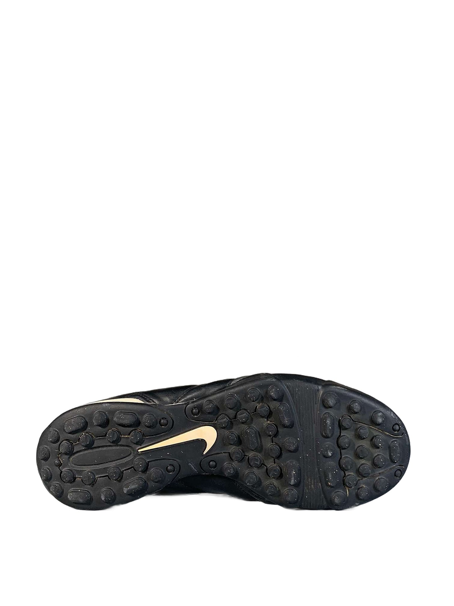 Nike Tiempo astro turf/futsal soccer shoe