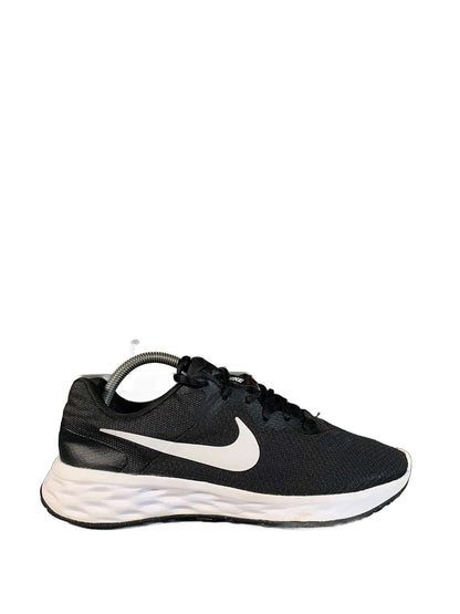 Nike Revolution 6 Sneaker