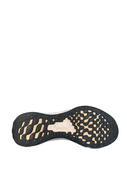 Nike Revolution 6 Sneaker