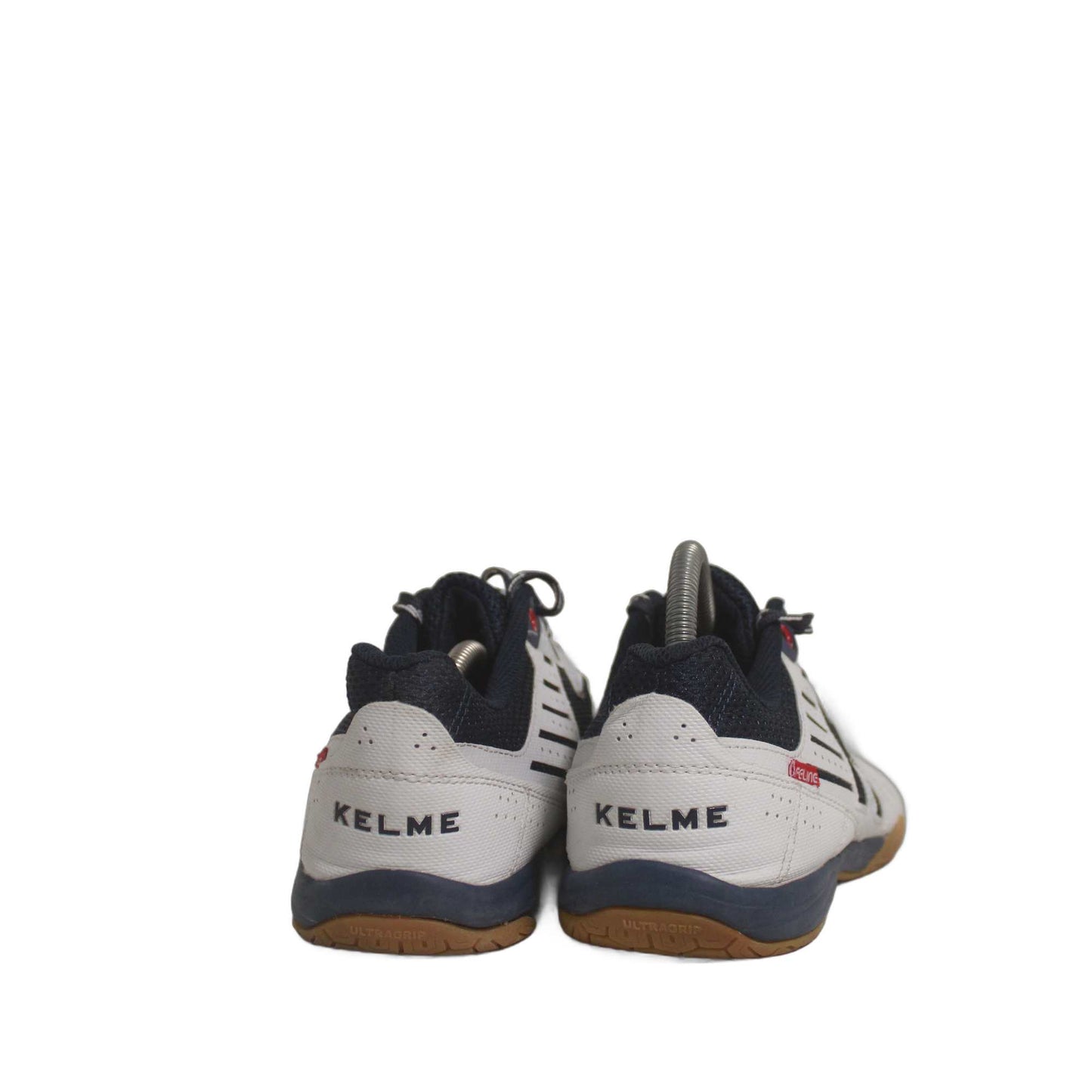 Kelme Feline 5.0 indoor soccer shoe
