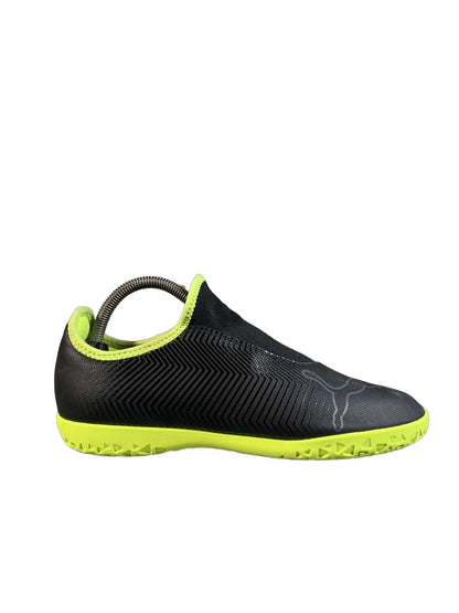 Puma Finesse Laceless Indoor/Astro Turf Shoe