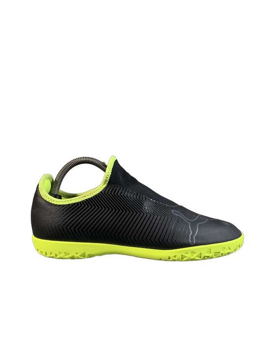 Puma Finesse Laceless Indoor/Astro Turf Shoe