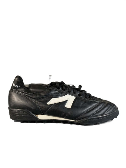 Andreas Turf football boot