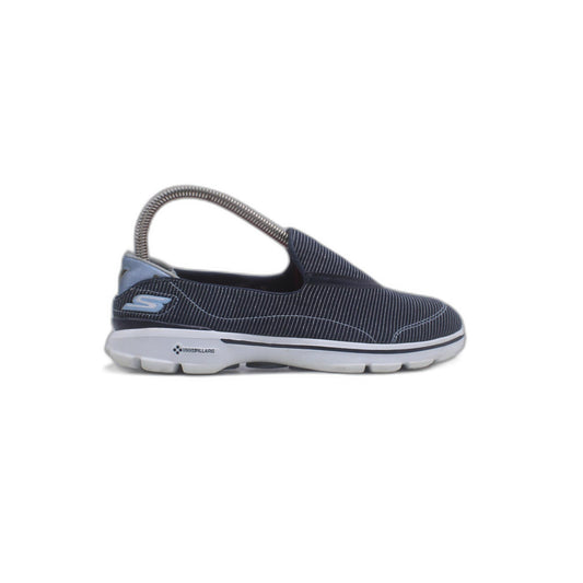 Skechers Womens Go Walk Arch Fit Grateful Slipon Shoe
