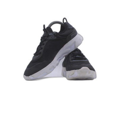 Nike React Live Black Sneaker