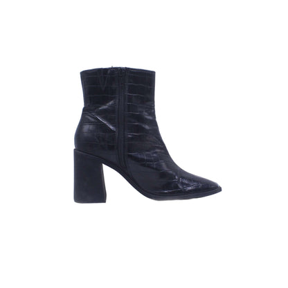 M & S Black Leather Heel Boot