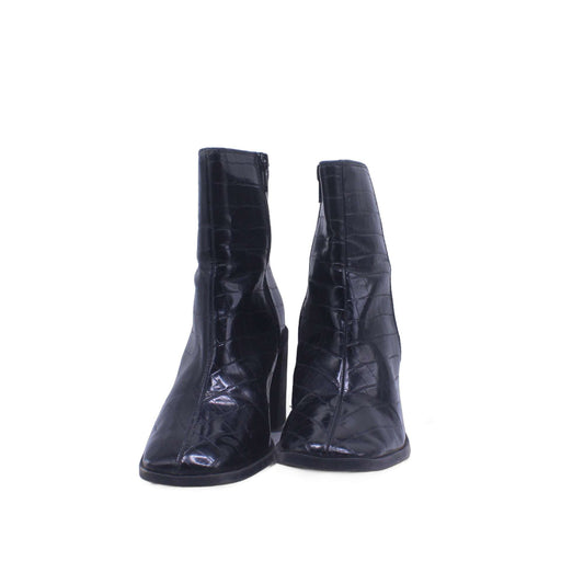 M & S Black Leather Heel Boot