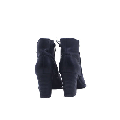 Clarks Verona Trish Black Leather Zip Ankle Boot