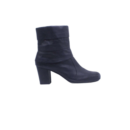 Soft Walk Black Ankle Boot