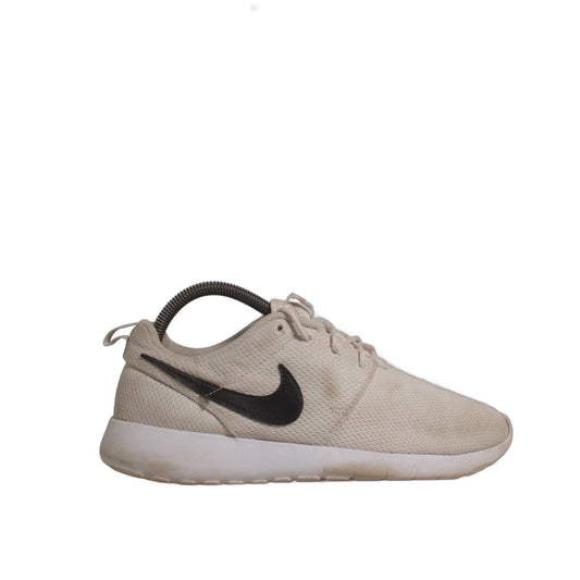 Nike Roshe Run Sneaker