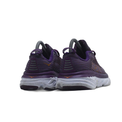Hoka One One Women Bondi 6 Running Sneaker