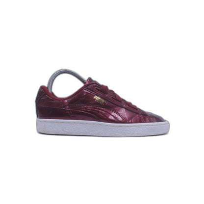 PUMA Junior Girls' SUEDE JR Grade School Shoe