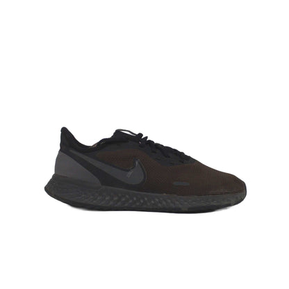 Nike Revolution Black Sneaker