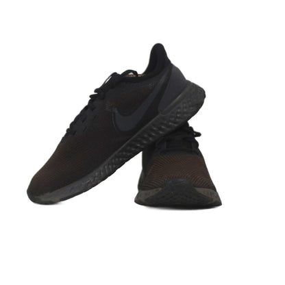Nike Revolution Black Sneaker