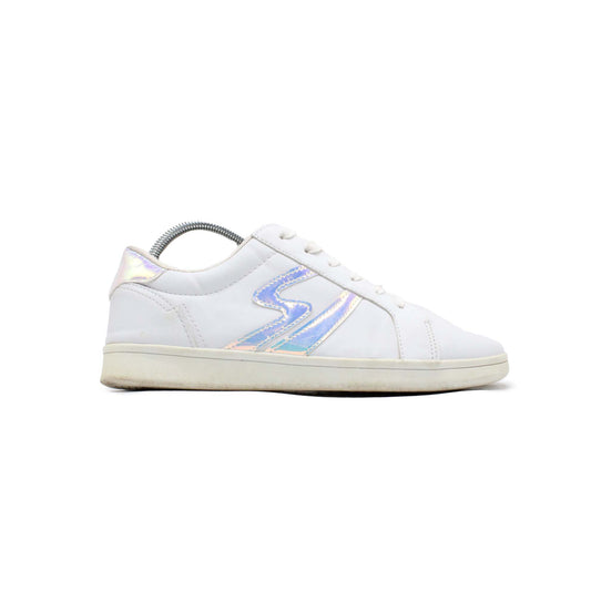 CLASSIC WHITE LEATHER TRAINER