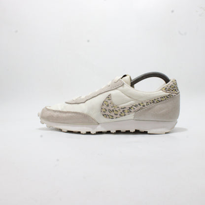 Nike Daybreak SE White Leopard Sail Sneakers