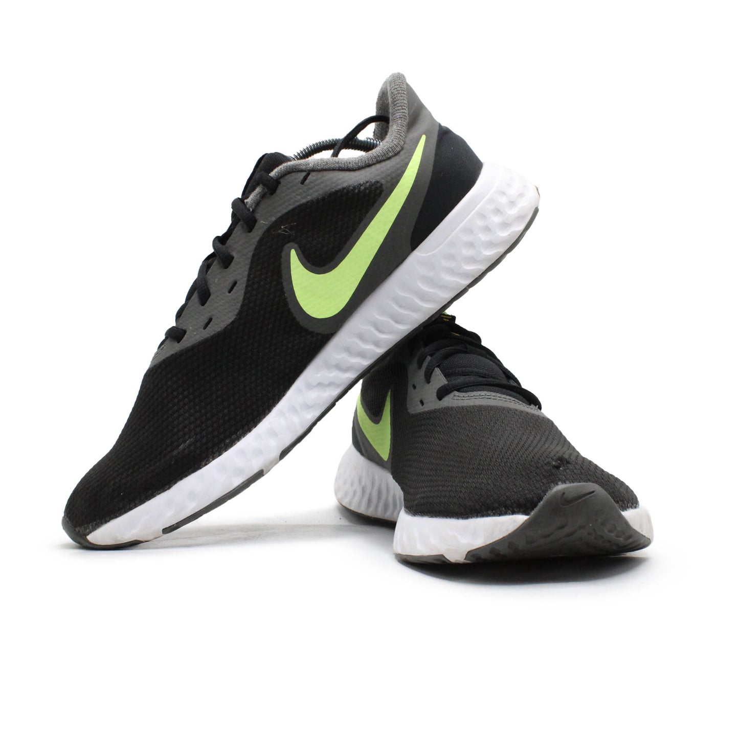 Nike Revolution 5