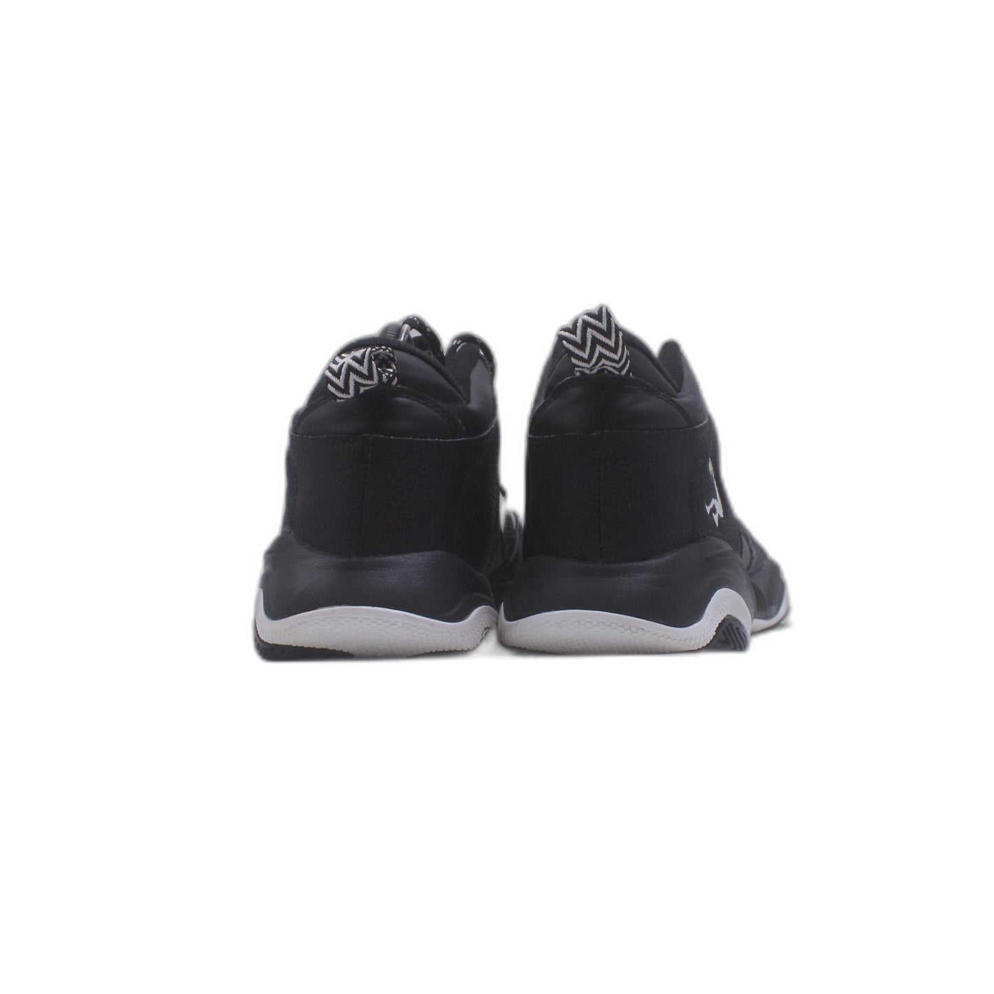 Shaq Black Basketball Sneaker
