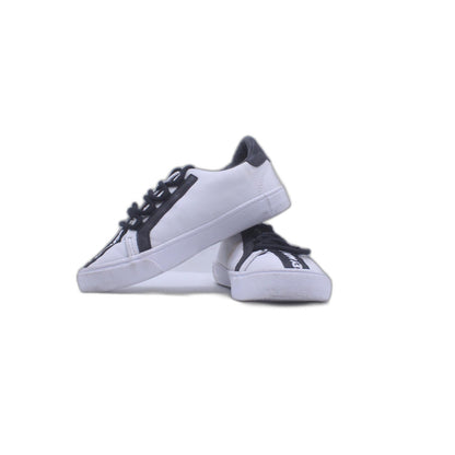 Mickey Mouse White Casual Shoe