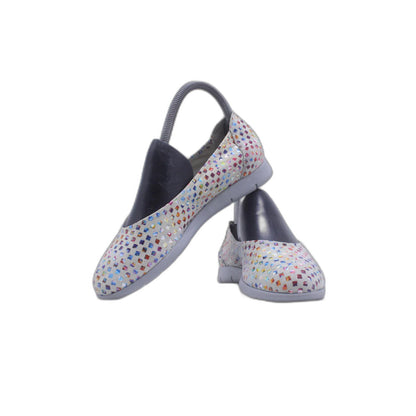 Sabrinas Women Trainer