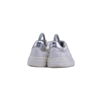 Tamaris White Casual Shoe