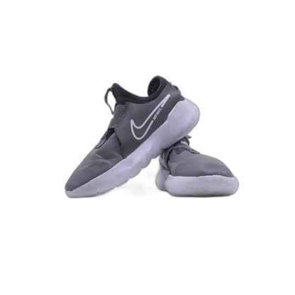 Nike Flex Runner 2 Road Running Sneaker