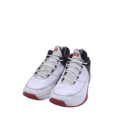 Jordan Max Aura 3 White University Red Sneaker