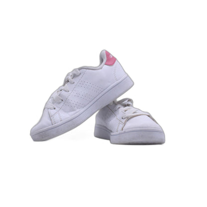 Adidas Advantage Sneaker